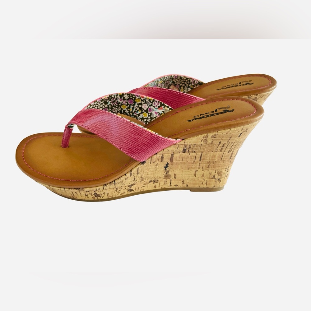Arizona Jeans Co. Women's Pink Wedge Sandals Size 8.5 NWOT